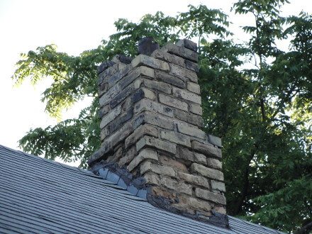 Missing b bricks at chimney