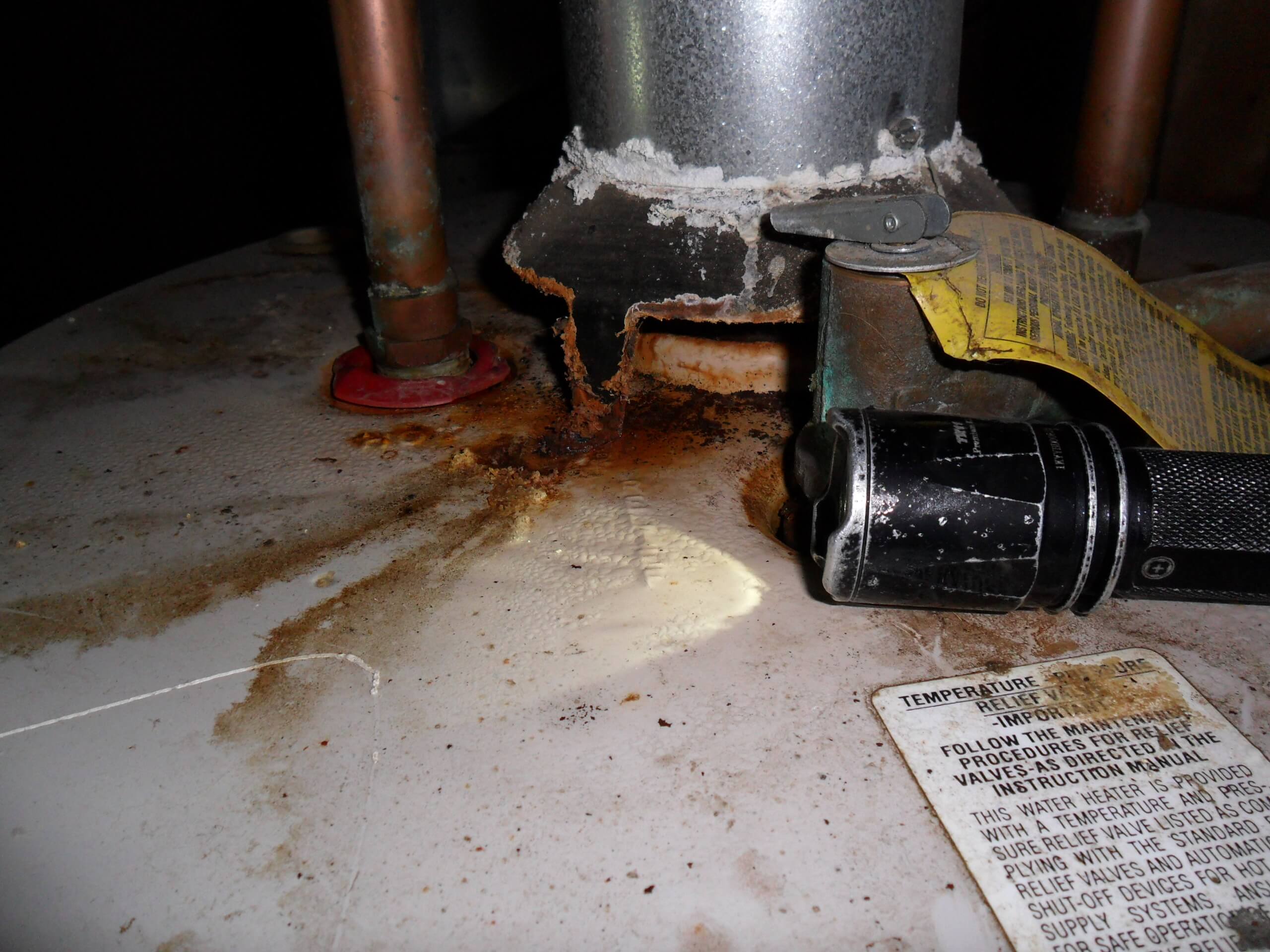 Water Heater Backdrafting, Part 1 of 2: Why it Matters and What to Look For