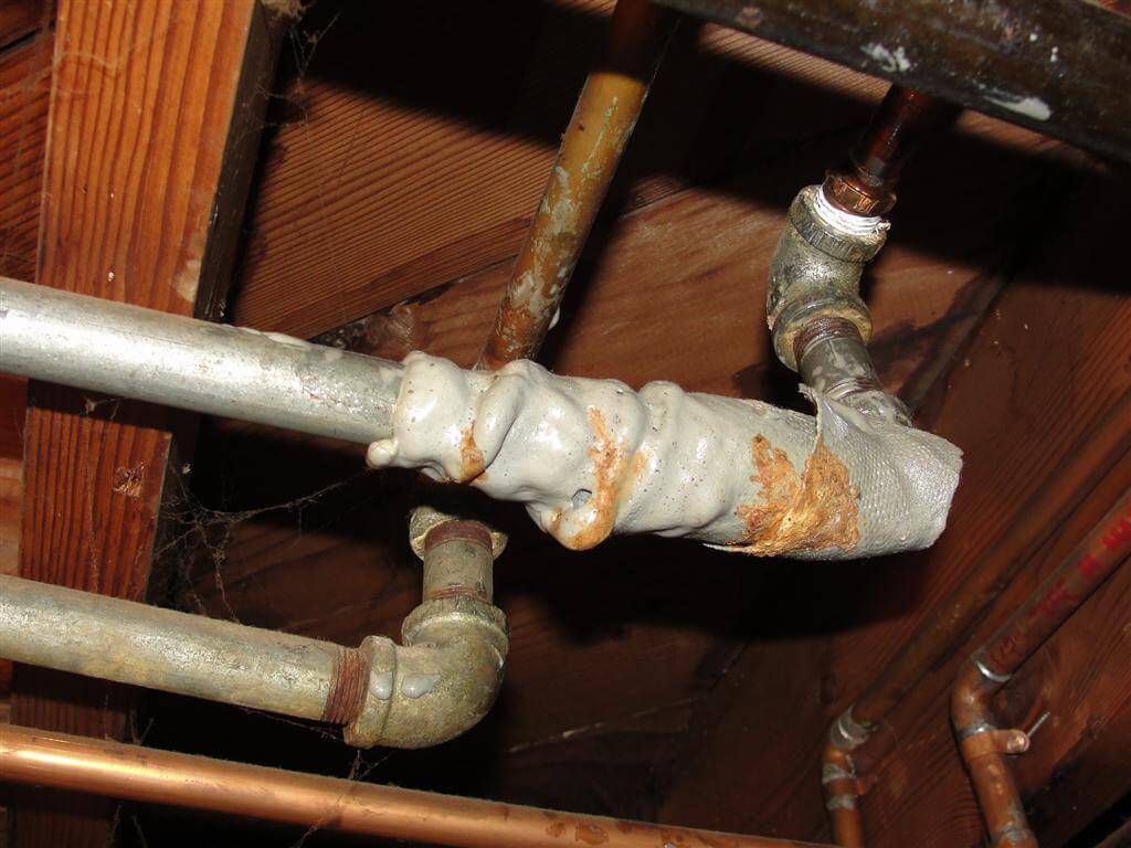 Testing Water Flow at Old Houses, Problems with Galvanized Water Pipes