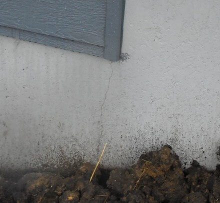 Crack in foundation wall