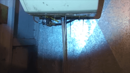 9 - leaking humidifier